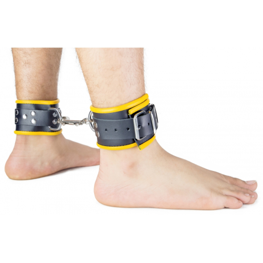 Ankle Cuffs w. D-Ring Leather black-yellow adjustable high Quality Cowhide vegetable tanned by THE RED buy cheap