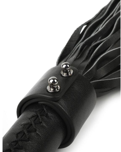 Hidden Desire Lederpeitsche Flogger 55cm mit gerade geschnittenen Lederstriemen & Metallöse günstig kaufen