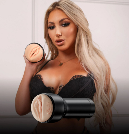 Kiiroo FeelStars Masturbator Kayley Gunner