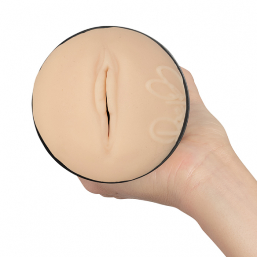 Kiiroo FeelStars Masturbator Rae Lil Black