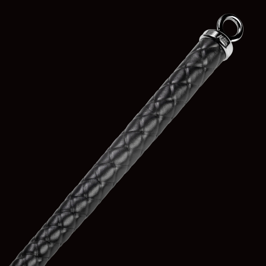 Premium Peitsche RISE Bull Whip 120cm schwarz kunstvoll & präzise geflochten mit Metall-Ende von RISE kaufen