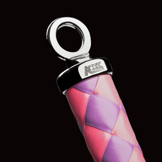 Premium Peitsche RISE Bull Whip 90cm pink-violett kunstvoll & präzise geflochten mit Metall-Ende von RISE Japan kaufen