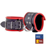 Menottes de cheville avec anneau en D cuir noir-rouge