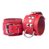 Menottes avec anneau en D Ultra Cuir rouge