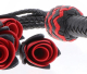 Flogger-Peitsche Rosen geflochten Leder Design mit Rosenblüten Schlagwerkzeug von HIDDEN DESIRE kaufen