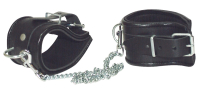 Acheter des bracelets de cheville en cuir rembourrés avec chaîne Zado réglable avec boucles en cuir de vache noir & chaîne en acier
