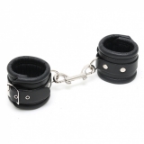 Leather Ankle Cuffs padded black
