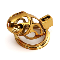 Acquista la gabbia per il pene con asta uretrale flessibile color oro Sevanda 3 anelli per il cazzo e serratura integrata da SEVANDA